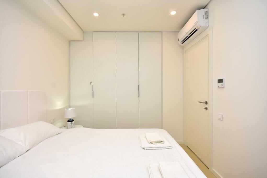 Apartman Brand New ! Seaside With Poolview & Parking Budva